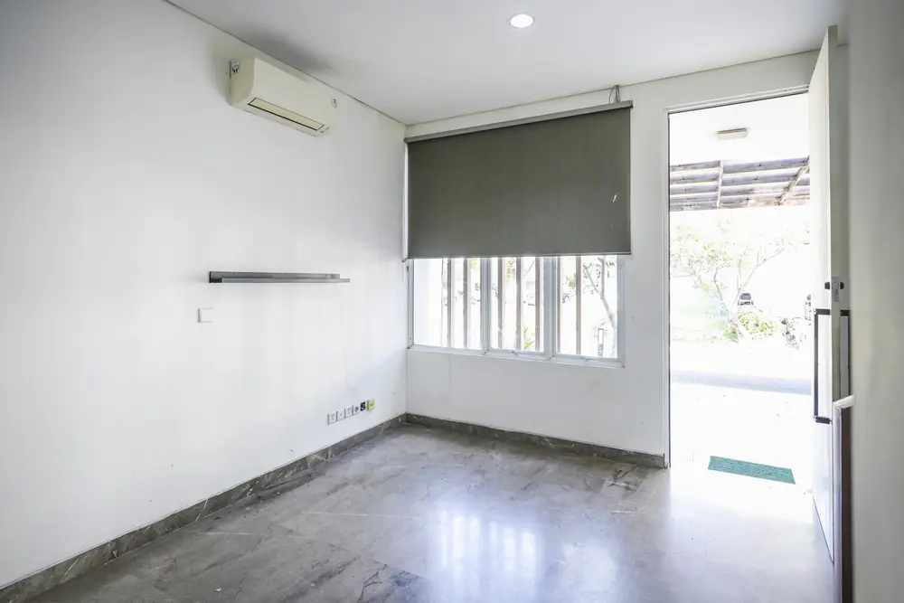 Ruang keluarga lantai 1