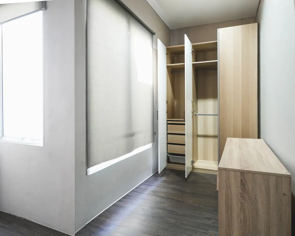 Walk-in closet, storage tambahan